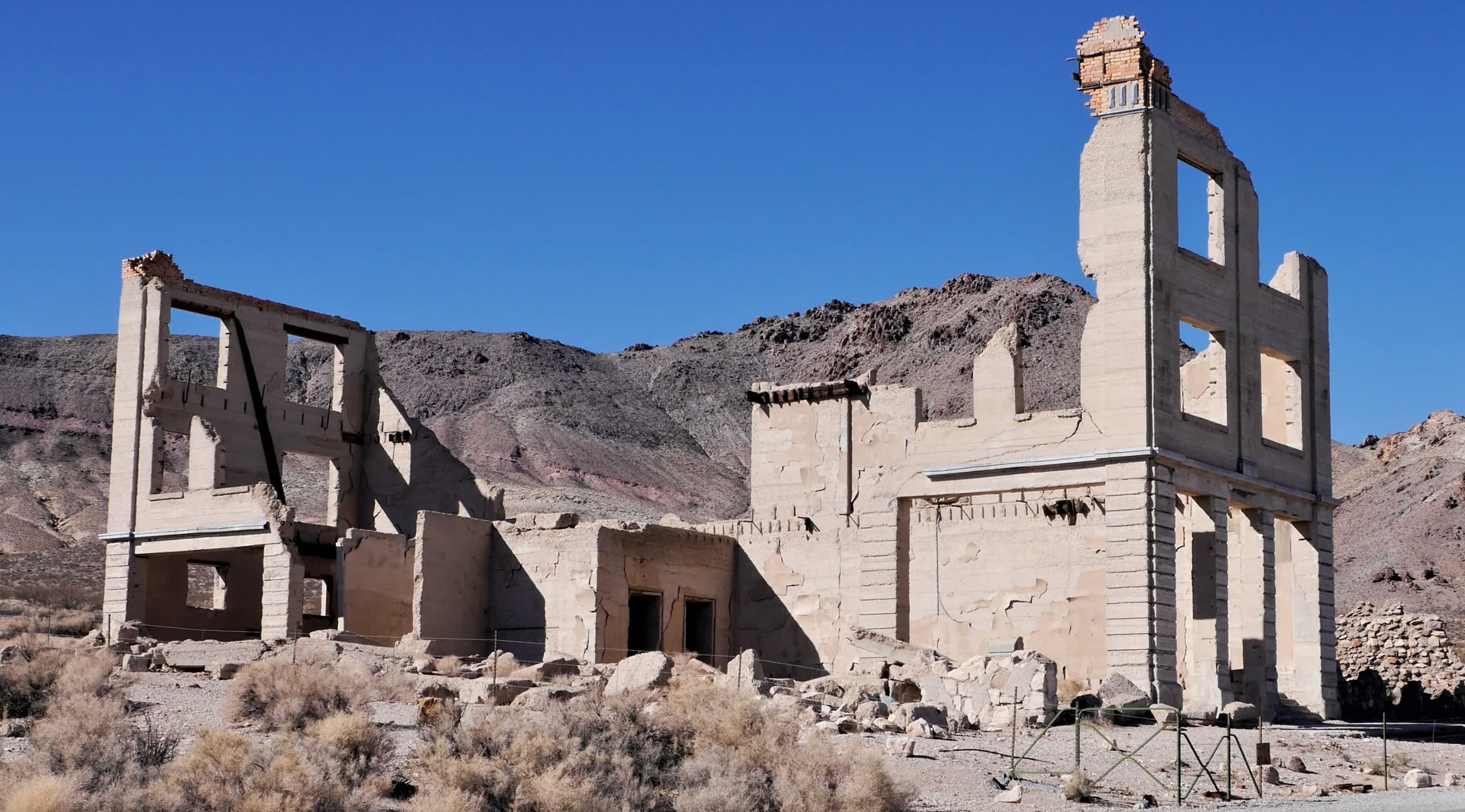 death valley ghost town rhyolite